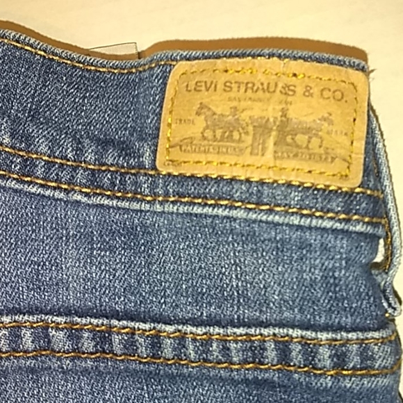 Levi 505 straight leg jeans. - Picture 3 of 11